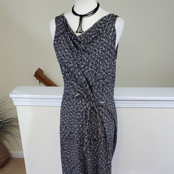 Ann Taylor Sheath Dress - Picture 4 of 6